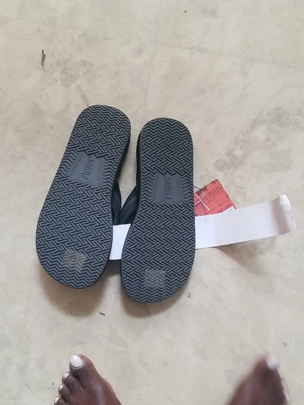 Flojos Black Foam Thong Sandals - Men's